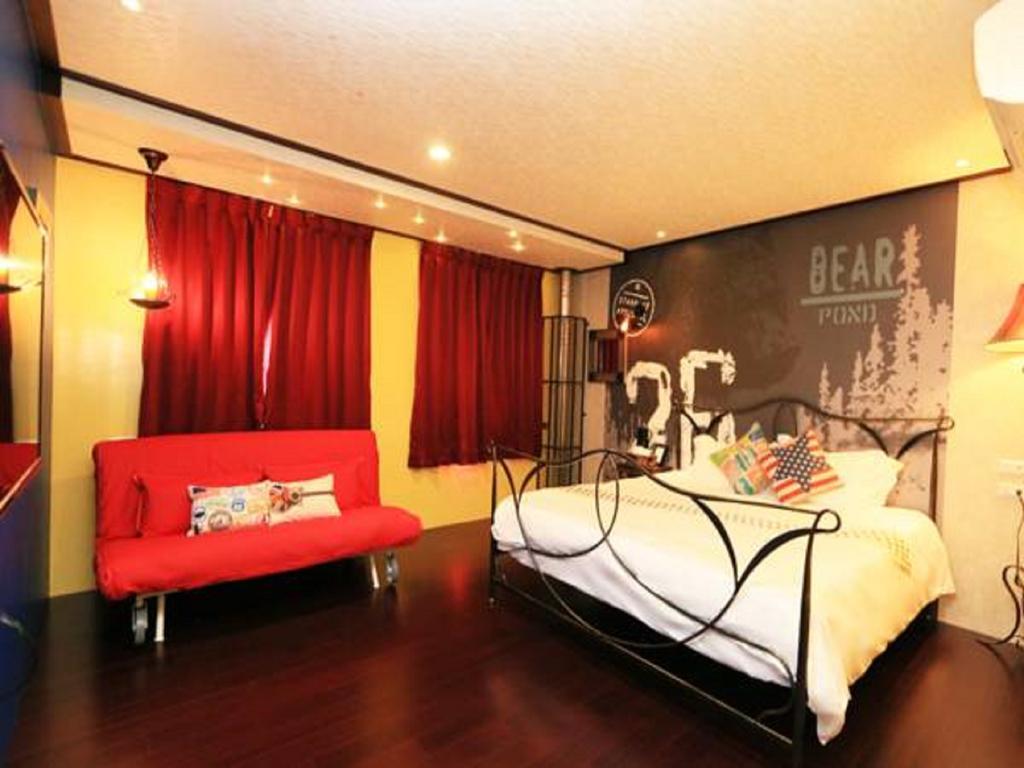 Mystery13 Bed & Breakfast Luodong Exterior foto