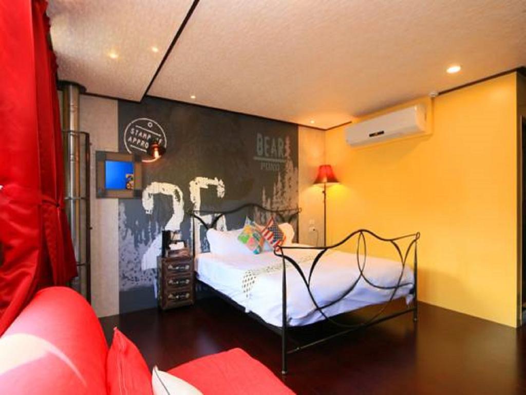 Mystery13 Bed & Breakfast Luodong Exterior foto